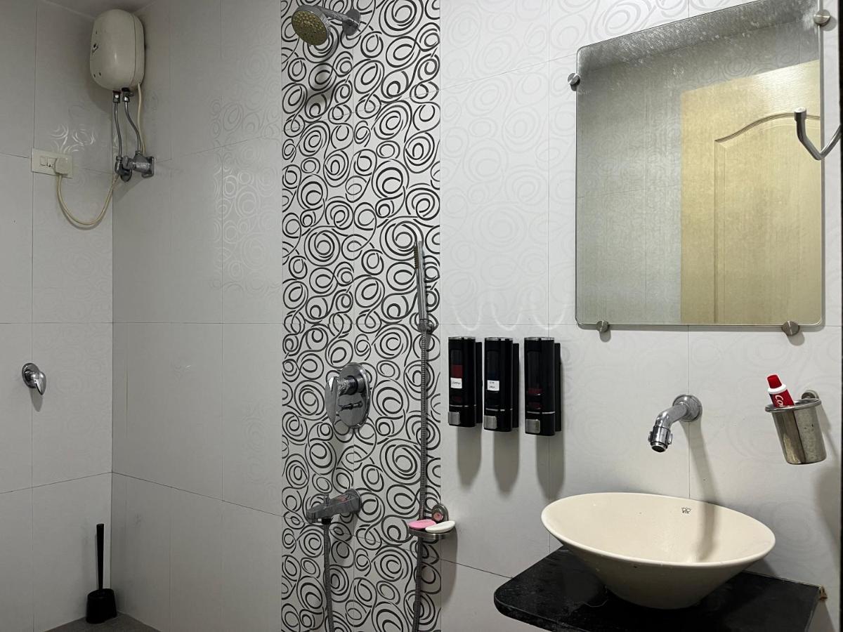 Tranquil : 3Bhk Spacious Villa In Gold Valley 罗纳瓦拉 外观 照片